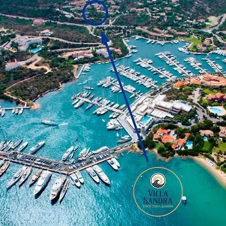 With A View Over The Marina! * Porto Cervo